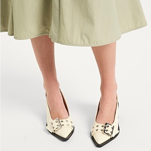 Ganni Shoes - Ganni Feminine Slingback Pump in Off White Size 39 US 9